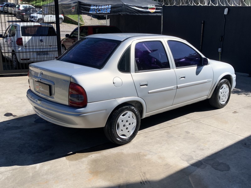 CORSA 1.0 MPFI MILENIUM 8V GASOLINA 4P MANUAL - 2001 - CAXIAS DO SUL