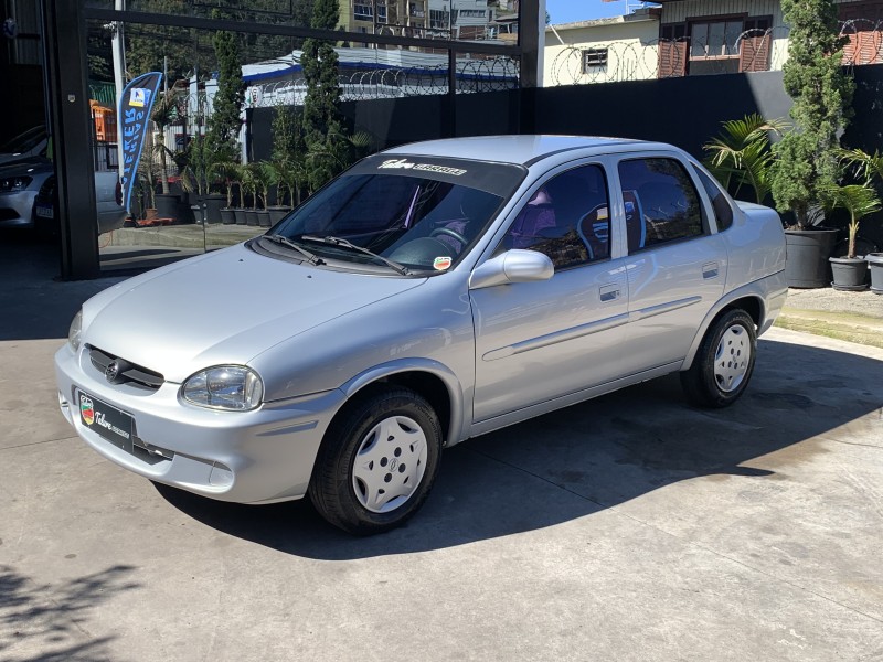 corsa 1.0 mpfi milenium 8v gasolina 4p manual 2001 caxias do sul