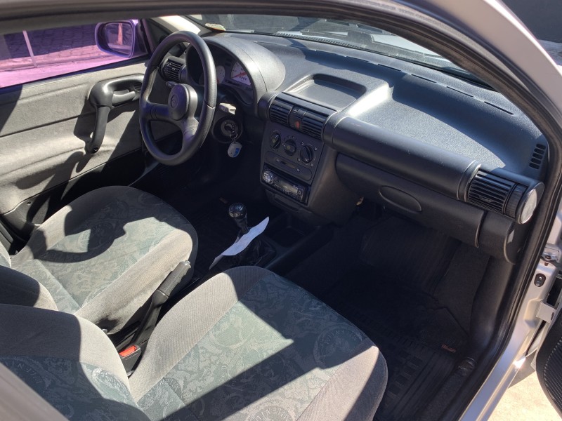CORSA 1.0 MPFI MILENIUM 8V GASOLINA 4P MANUAL - 2001 - CAXIAS DO SUL
