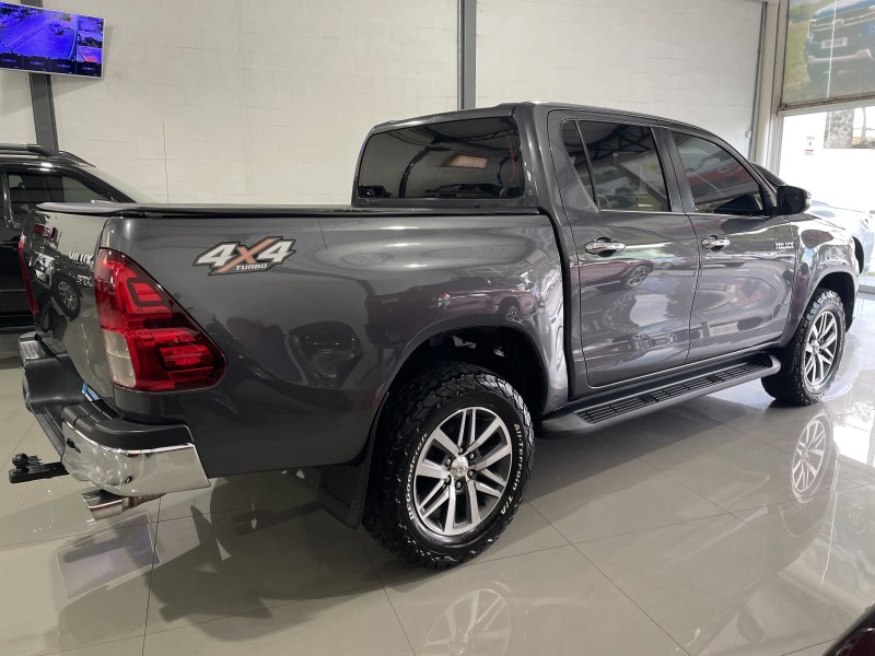 HILUX 2.8 SRX 4X4 CD 16V DIESEL 4P AUTOMÁTICO - 2017 - CAXIAS DO SUL