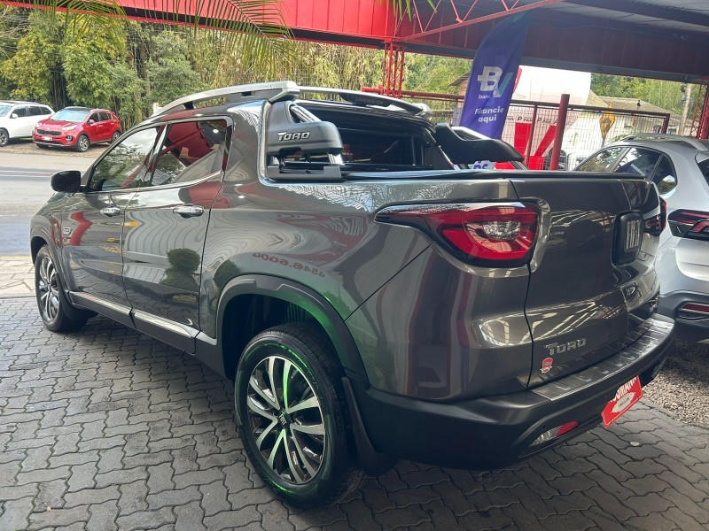 TORO 2.0 16V TURBO DIESEL RANCH AT 4X4 AUTOMÁTICO - 2022 - TRêS COROAS