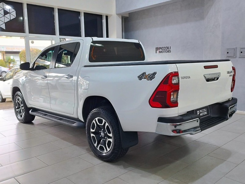 HILUX 2.8 SRX PLUS 4X4 CD TURBO DIESEL 4P AUTOMÁTICO - 2023 - CAXIAS DO SUL