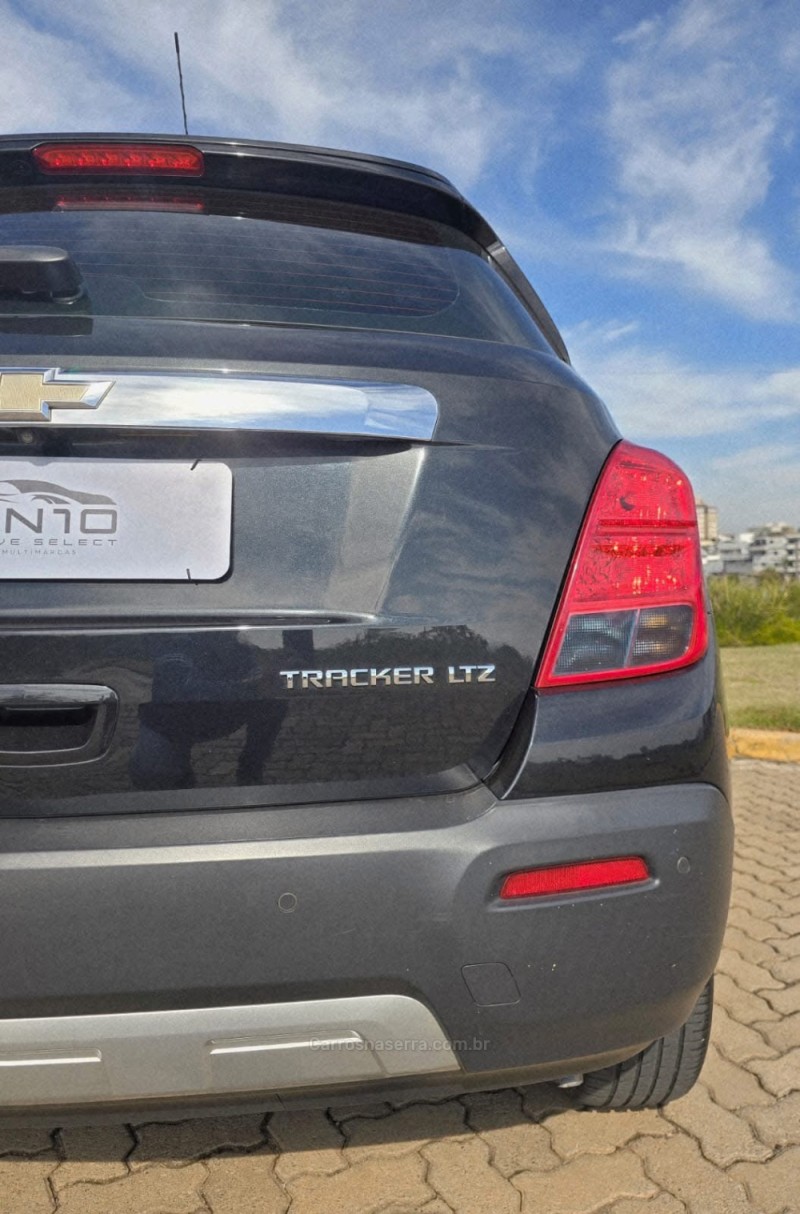 TRACKER 1.8 MPFI LTZ 4X2 16V FLEX 4P AUTOMÁTICO - 2015 - LAJEADO