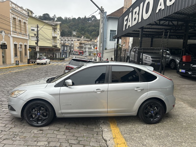 FOCUS 2.0 TITANIUM PLUS HATCH 16V FLEX 4P AUTO