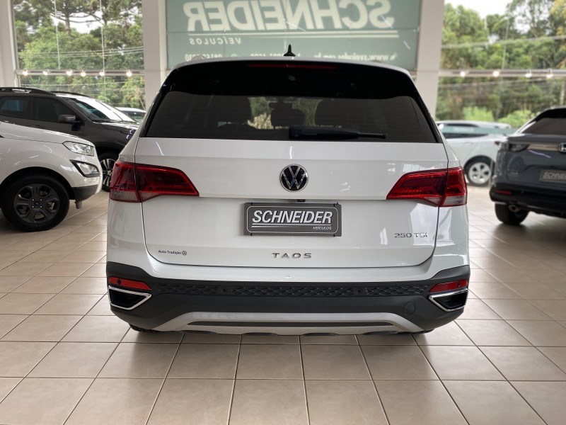 TAOS 1.4 16V HIGHLINE TSI FLEX 4P AUTOMÁTICO - 2022 - NOVA PETRóPOLIS