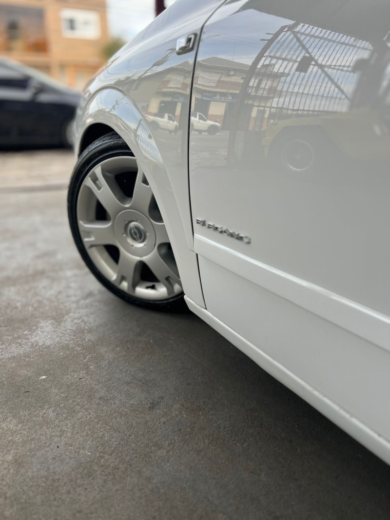 VECTRA 2.0 MPFI ELEGANCE 8V FLEX 4P MANUAL - 2006 - CAXIAS DO SUL