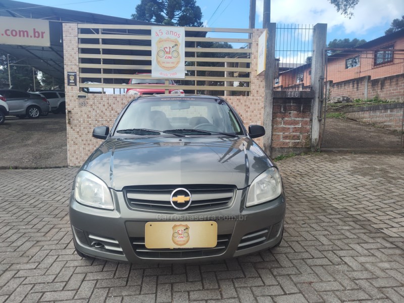 PRISMA 1.4 MPFI JOY 8V FLEX 4P MANUAL - 2010 - CANELA