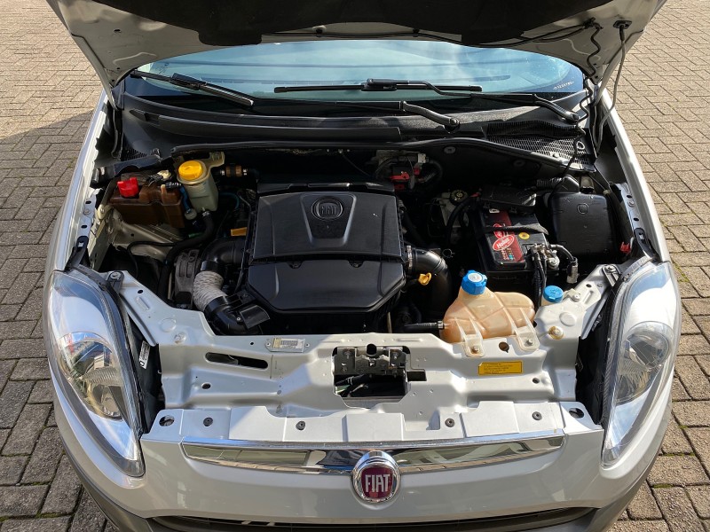 PUNTO 1.6 ESSENCE 16V FLEX 4P MANUAL - 2013 - CAXIAS DO SUL