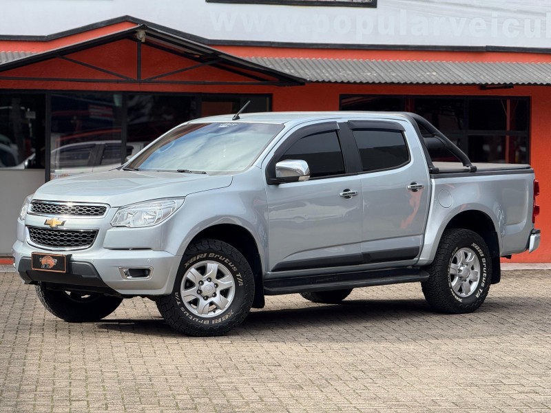 S10 2.4 LT 4X2 CD 8V FLEX 4P MANUAL - 2013 - CANELA