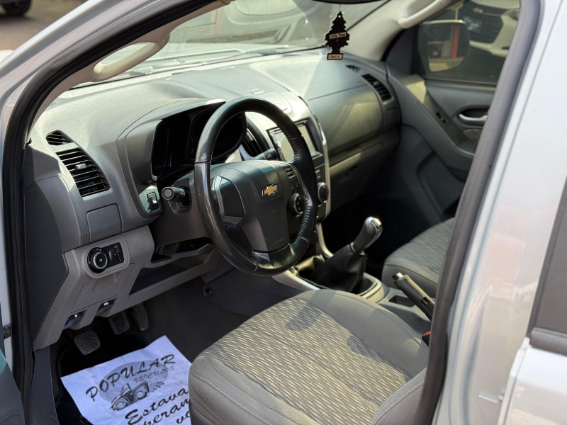 S10 2.4 LT 4X2 CD 8V FLEX 4P MANUAL - 2013 - CANELA