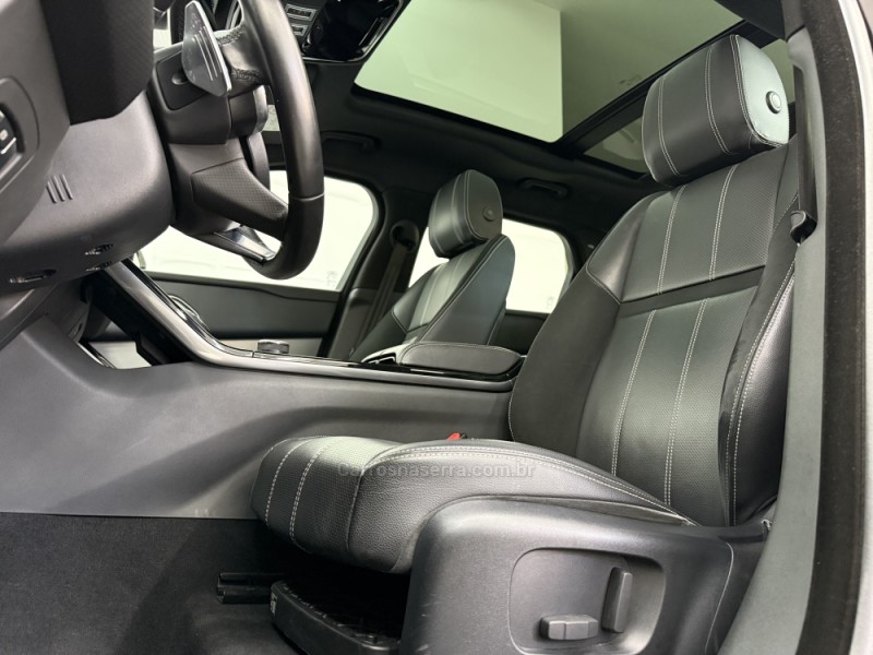 RANGE ROVER VELAR 3.0 V6 P380 GASOLINA R-DYNAMIC SE AUTOMÁTICO - 2018 - CAXIAS DO SUL