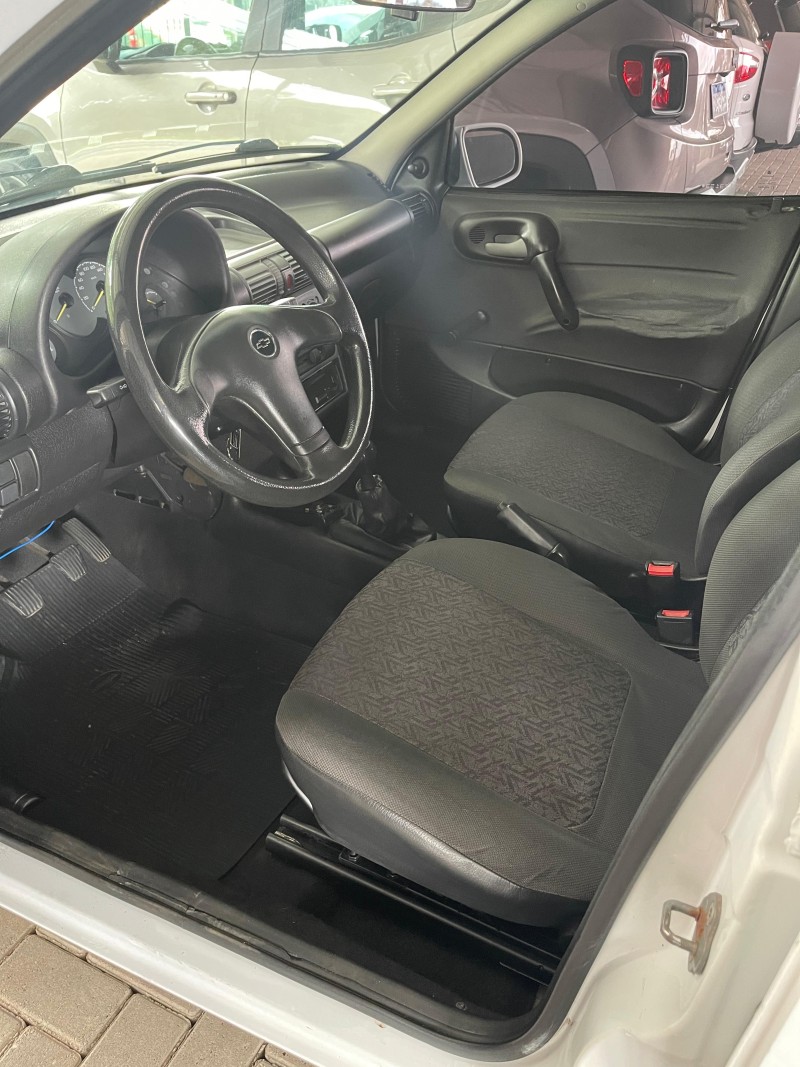 CORSA 1.0 MPFI VHC SEDAN 8V GASOLINA 4P MANUAL - 2005 - CAXIAS DO SUL