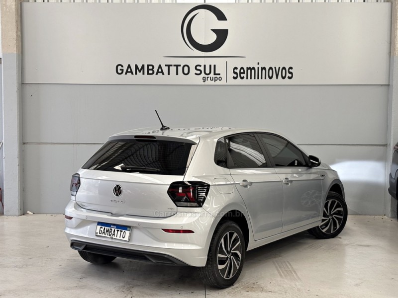 POLO 1.0	200 TSI HIGHLINE AUTOMÁTICO  - 2025 - BENTO GONçALVES