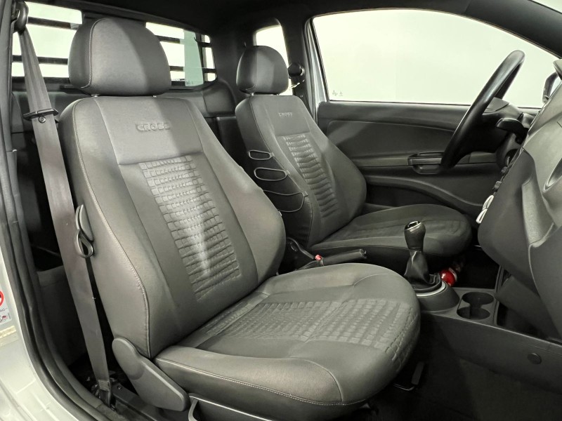 SAVEIRO 1.6 CROSS CE 8V FLEX 2P MANUAL - 2014 - FARROUPILHA