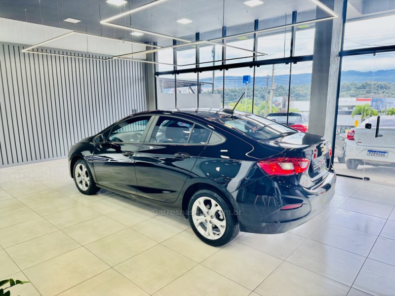 CRUZE 1.4 TURBO LT 16V FLEX 4P AUTOMÁTICO - 2022 - DOIS IRMãOS
