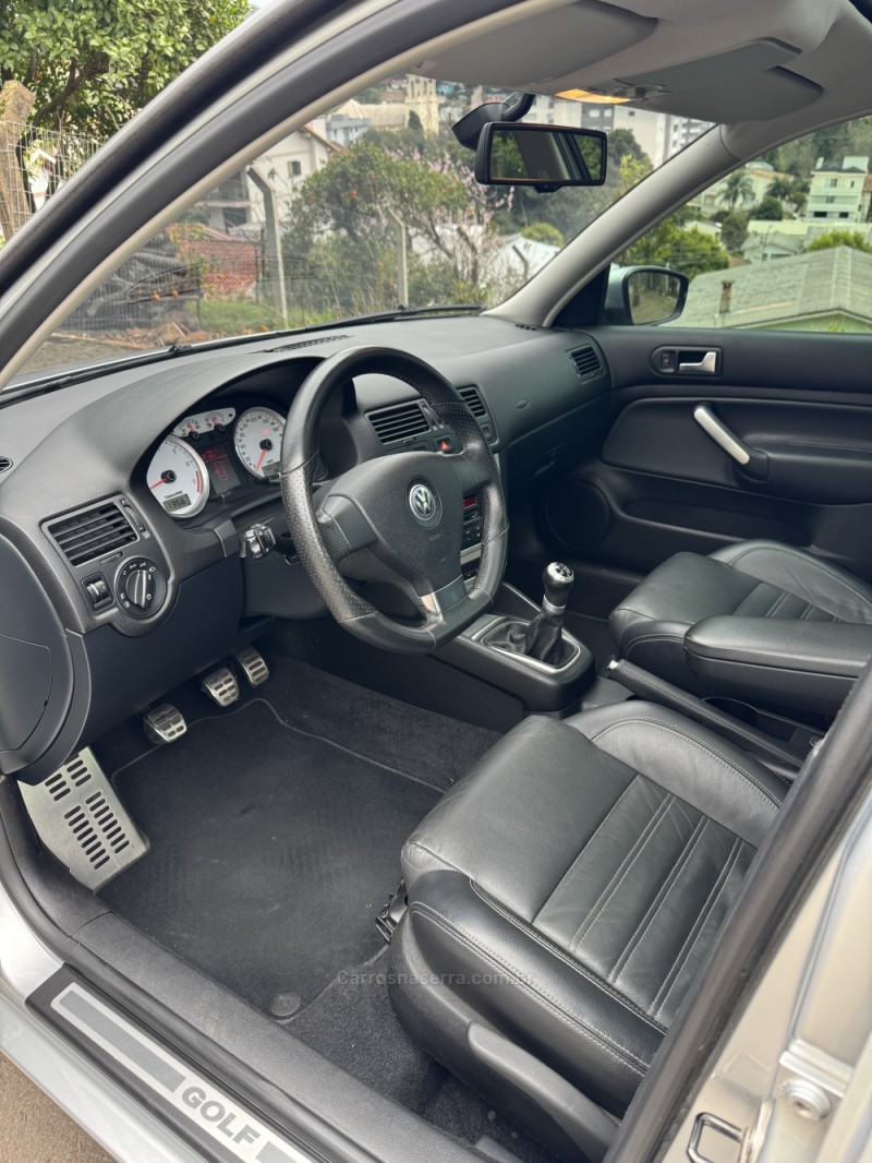GOLF 1.6 MI SPORTLINE LIMITED EDITION 8V FLEX 4P MANUAL - 2014 - NOVA ARAçá