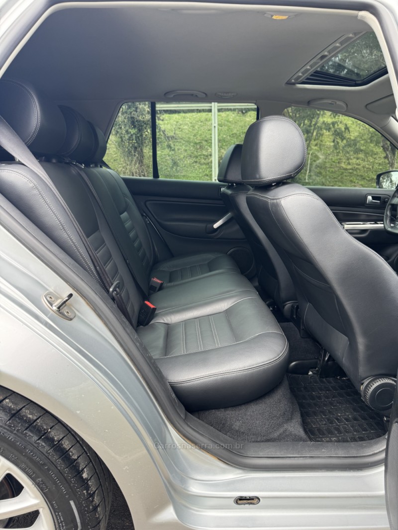 GOLF 1.6 MI SPORTLINE LIMITED EDITION 8V FLEX 4P MANUAL - 2014 - NOVA ARAçá