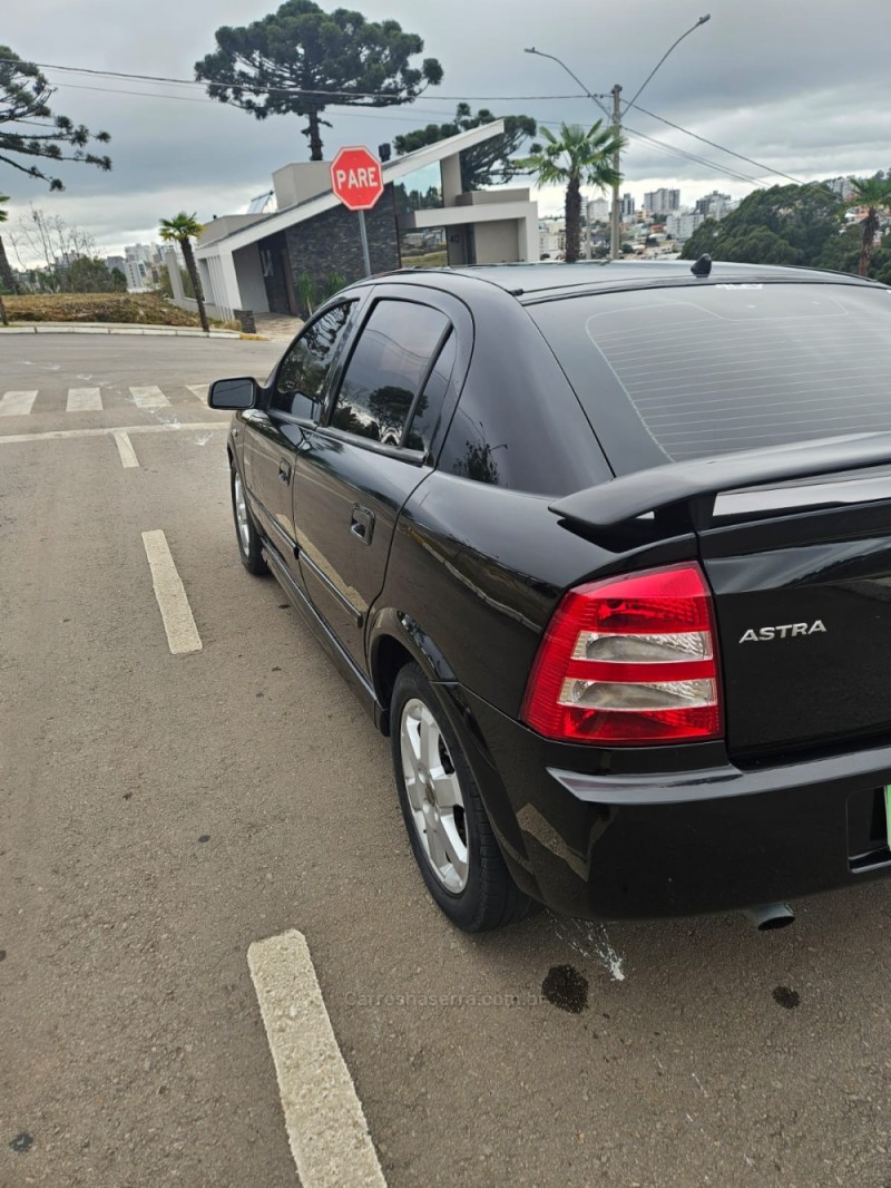 ASTRA 2.0 MPFI ADVANTAGE 8V FLEX 4P MANUAL - 2008 - VERANóPOLIS