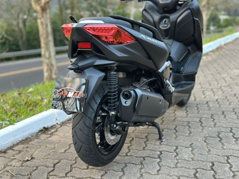 X MAX 250 ABS - 2022 - DOIS IRMãOS