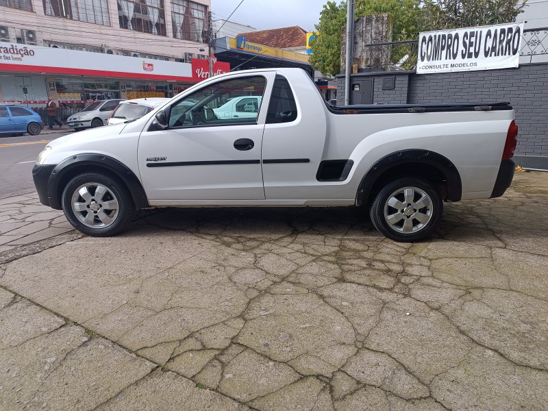 MONTANA 1.8 MPFI CONQUEST CS 8V FLEX 2P MANUAL - 2004 - FLORES DA CUNHA
