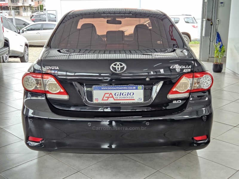 COROLLA 2.0 XEI 16V FLEX 4P AUTOMÁTICO - 2012 - TAPEJARA