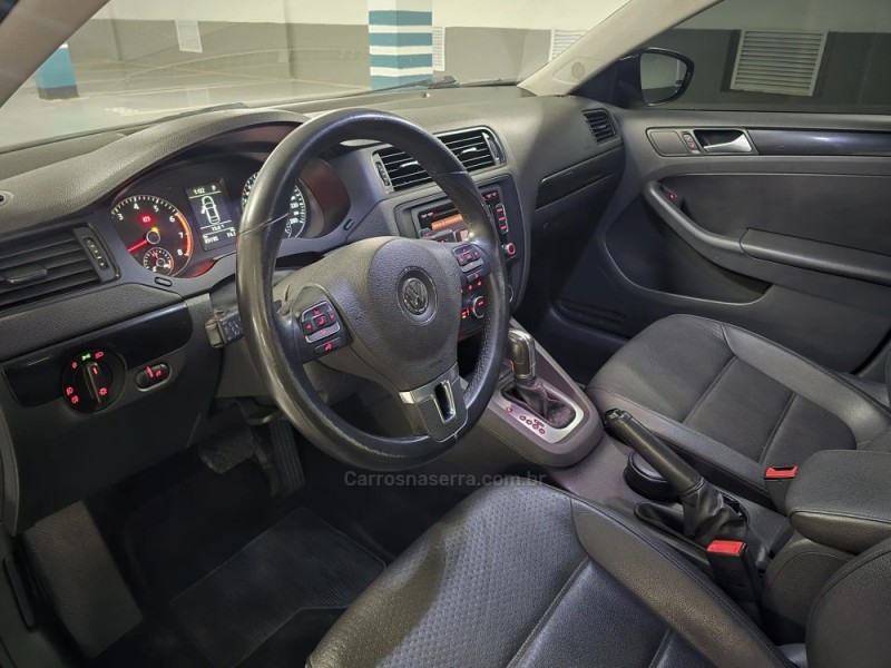 JETTA 2.0 COMFORTLINE FLEX 4P TIPTRONIC - 2014 - PORTO ALEGRE