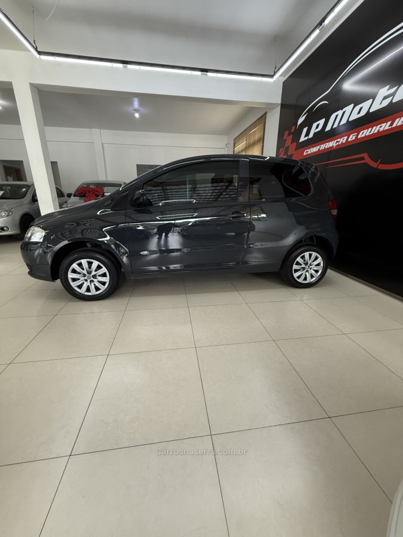 FOX 1.0 MI 8V FLEX 2P MANUAL - 2010 - FARROUPILHA