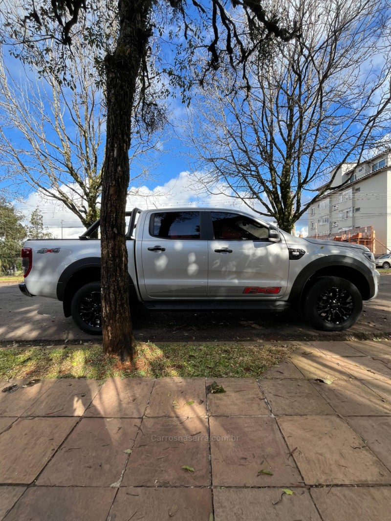 RANGER 3.2 FX4 20V CD 4X4 DIESEL 4P AUTOMÁTICO - 2023 - ERECHIM