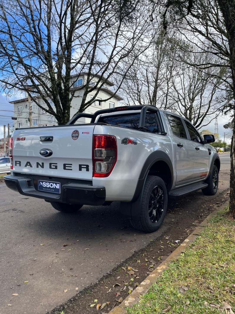 RANGER 3.2 FX4 20V CD 4X4 DIESEL 4P AUTOMÁTICO - 2023 - ERECHIM