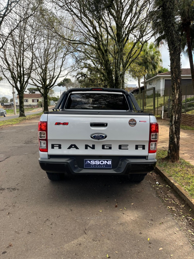 RANGER 3.2 FX4 20V CD 4X4 DIESEL 4P AUTOMÁTICO - 2023 - ERECHIM