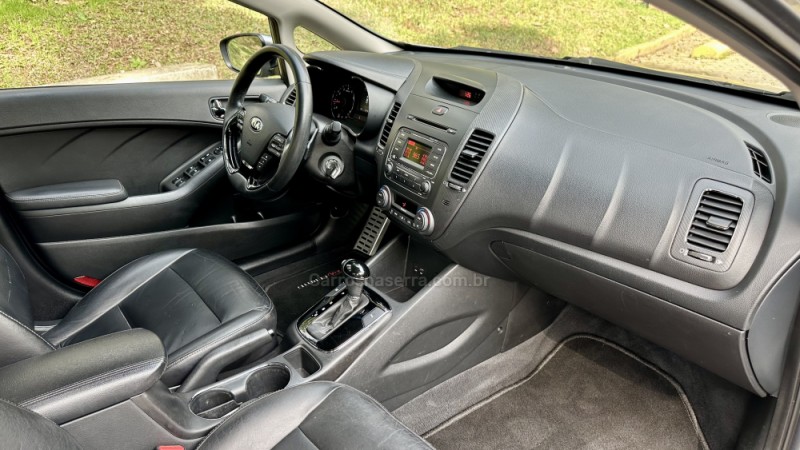 CERATO 1.6 16V SX4 FLEX 4P AUTOMÁTICO - 2017 - CAXIAS DO SUL