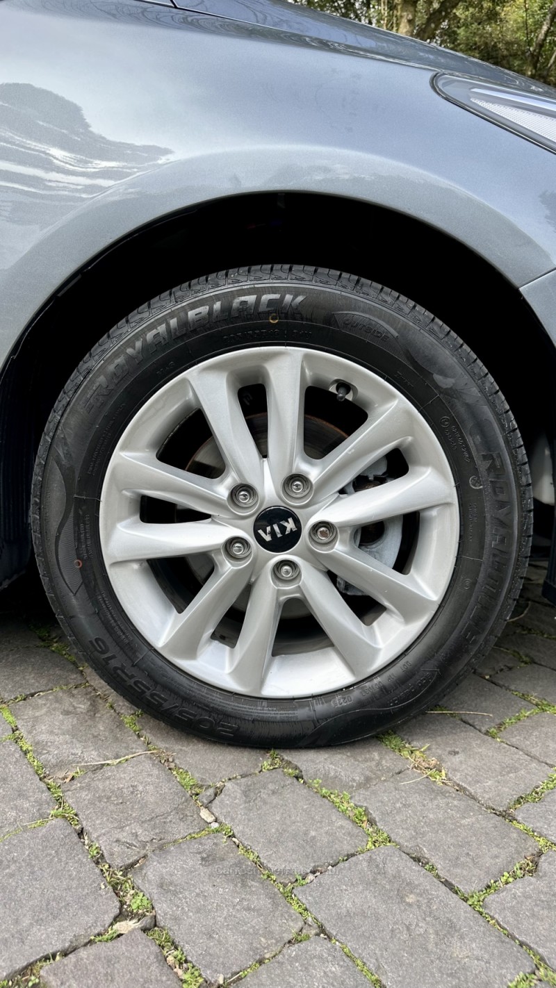 CERATO 1.6 16V SX4 FLEX 4P AUTOMÁTICO - 2017 - CAXIAS DO SUL