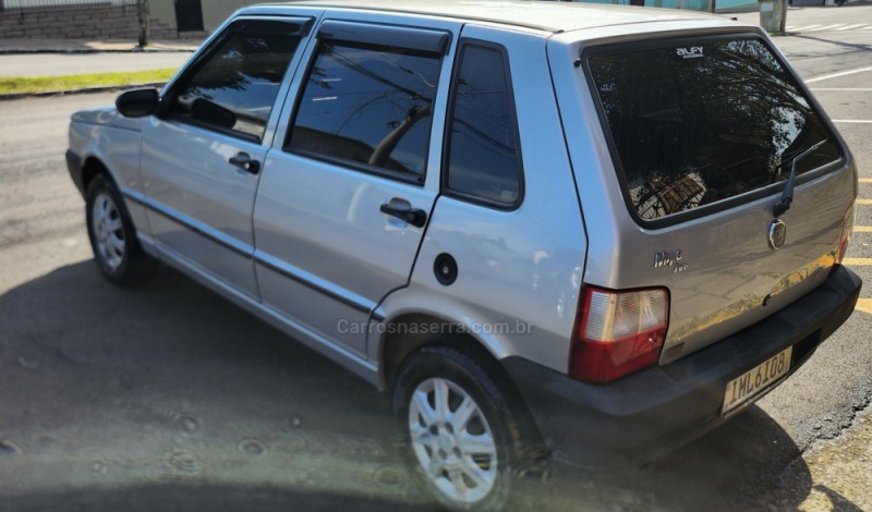 UNO 1.0 MPI MILLE SMART 8V GASOLINA 4P MANUAL - 2006 - VERANóPOLIS