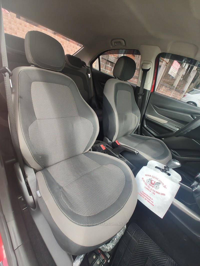 PRISMA 1.0 MPFI LT 8V FLEX 4P MANUAL - 2015 - CANELA