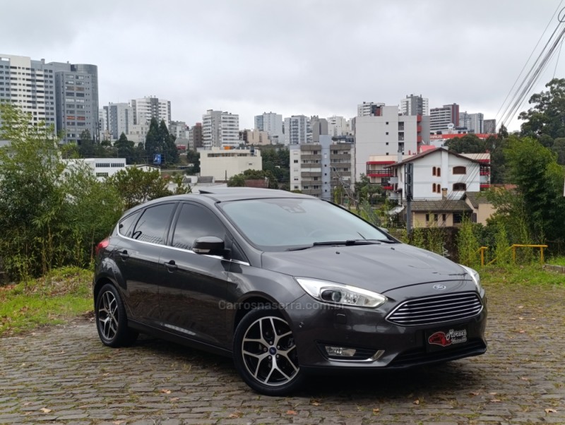 FOCUS 2.0 TITANIUM PLUS 16V FLEX 4P AUTOMÁTICO - 2016 - CAXIAS DO SUL