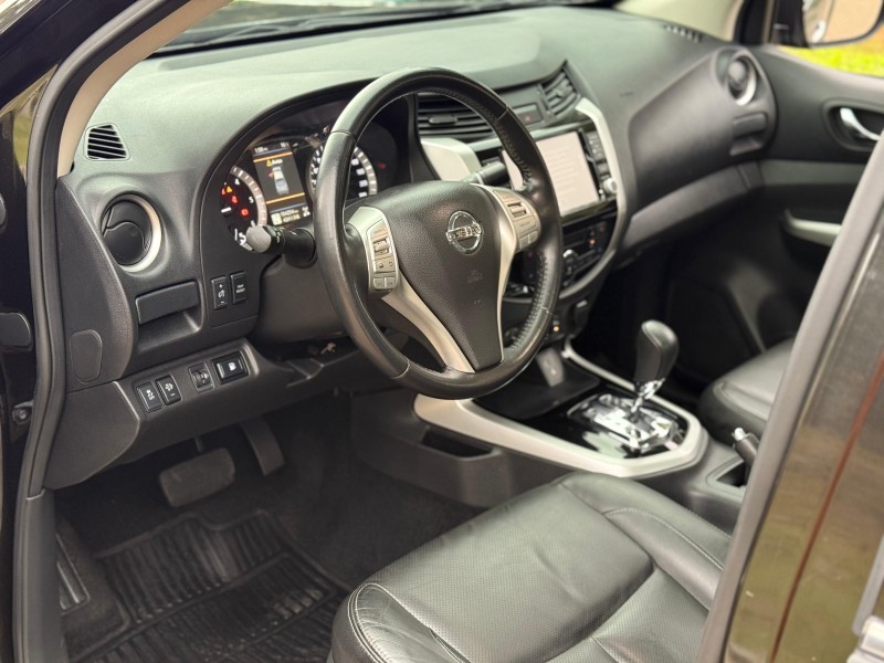 FRONTIER 2.3 LE 4X4 CD BI TURBO DIESEL 4P AUTOMÁTICO - 2021 - CANELA