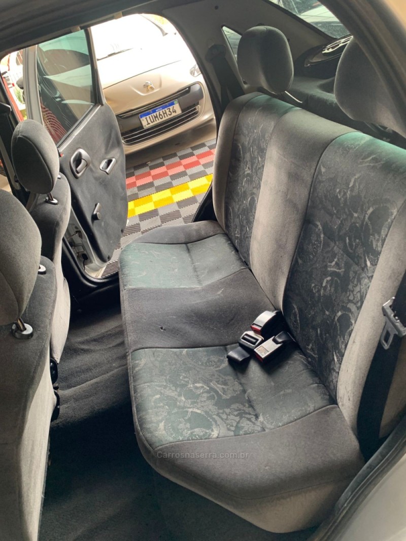 CORSA 1.0 MPFI MILENIUM SEDAN 16V GASOLINA 4P MANUAL - 2002 - CAXIAS DO SUL