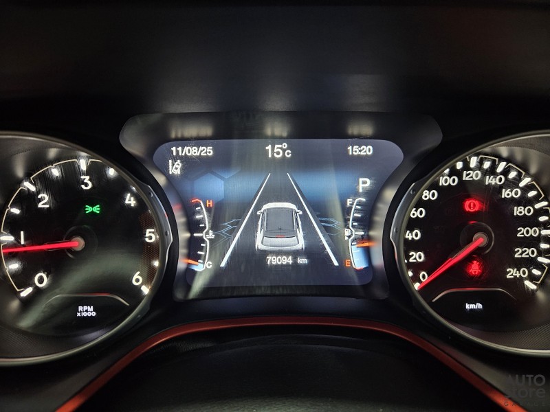 COMPASS 2.0 16V DIESEL TRAILHAWK 4X4 AUTOMÁTICO - 2019 - CAXIAS DO SUL
