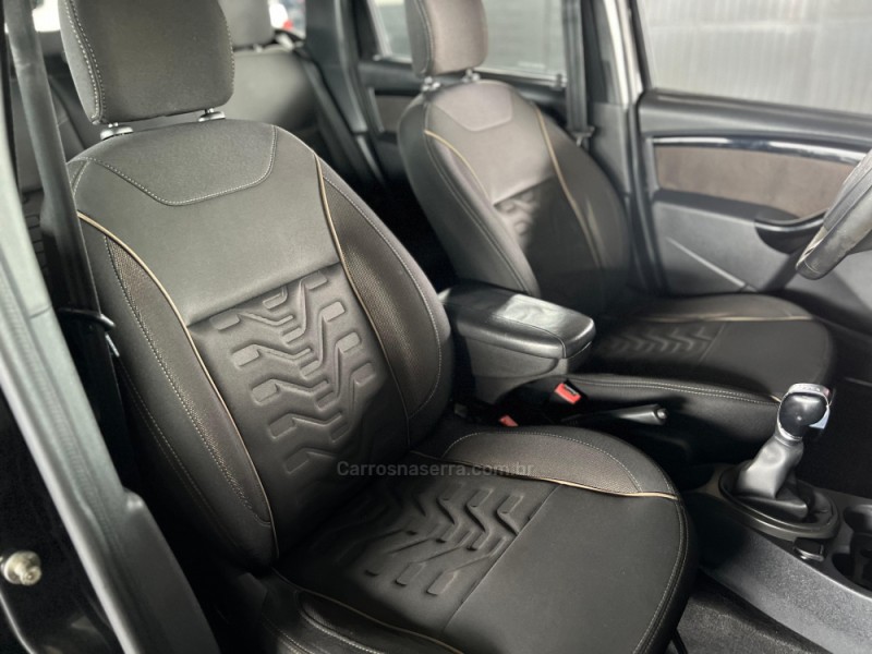 DUSTER 2.0 DYNAMIQUE 4X2 16V FLEX 4P AUTOMÁTICO - 2017 - CAXIAS DO SUL