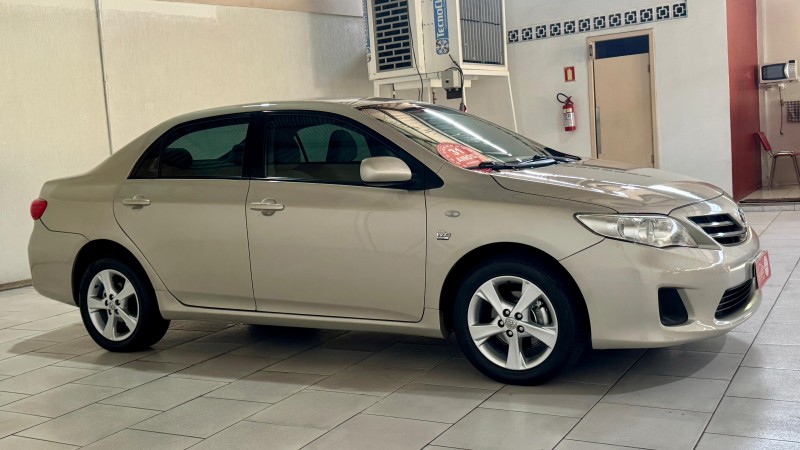 COROLLA 1.8 GLI 16V FLEX 4P AUTOMÁTICO - 2014 - ESTâNCIA VELHA