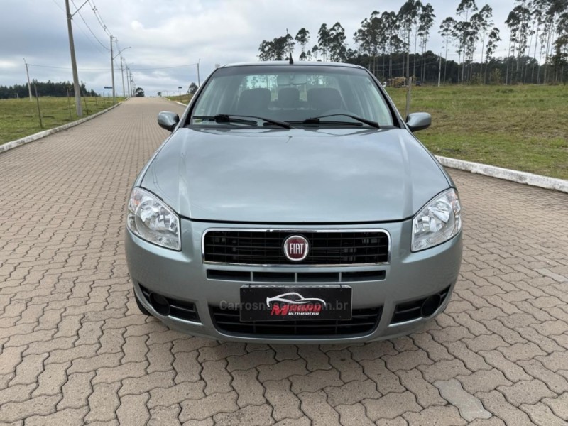 SIENA 1.0 MPI EL CELEBRATION 8V FLEX 4P MANUAL - 2010 - IVOTI