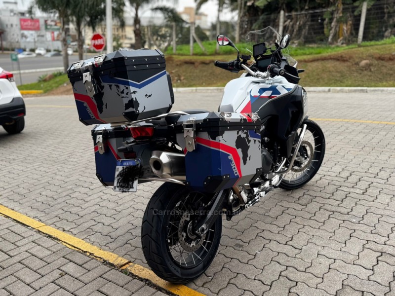 F 900 R SPORT  - 2025 - FELIZ