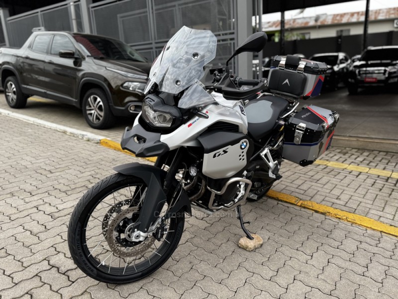 F 900 R SPORT  - 2025 - FELIZ