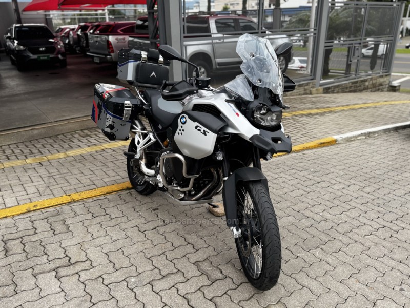 F 900 R SPORT  - 2025 - FELIZ