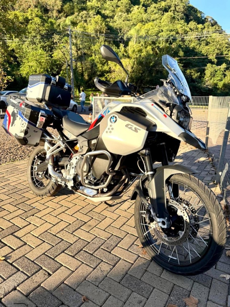 F 900 R SPORT  - 2025 - FELIZ