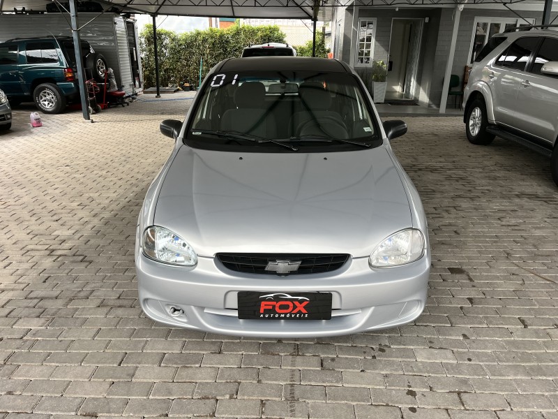 CORSA 1.0 MPFI WIND 8V GASOLINA 4P MANUAL - 2001 - CAXIAS DO SUL