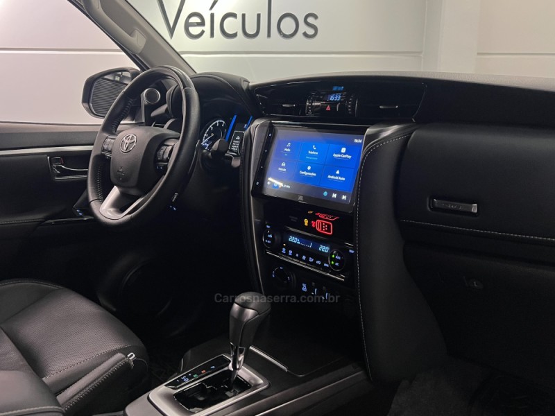 HILUX SW4 2.8 SRX 4X4 7 LUGARES 16V TURBO INTERCOOLER DIESEL 4P AUTOMÁTICO - 2024 - FLORES DA CUNHA