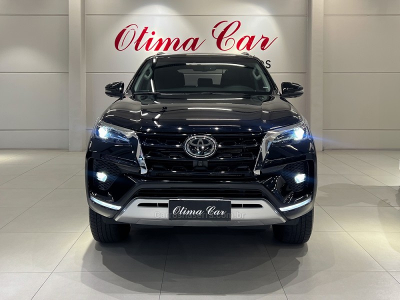 HILUX SW4 2.8 SRX 4X4 7 LUGARES 16V TURBO INTERCOOLER DIESEL 4P AUTOMÁTICO - 2024 - FLORES DA CUNHA