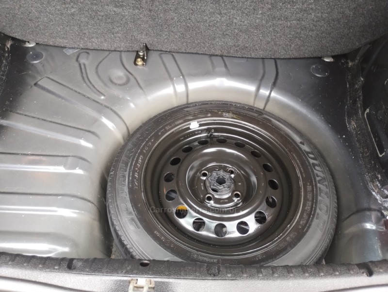 CLIO 1.0 AUTHENTIQUE 16V FLEX 2P MANUAL - 2006 - CAXIAS DO SUL