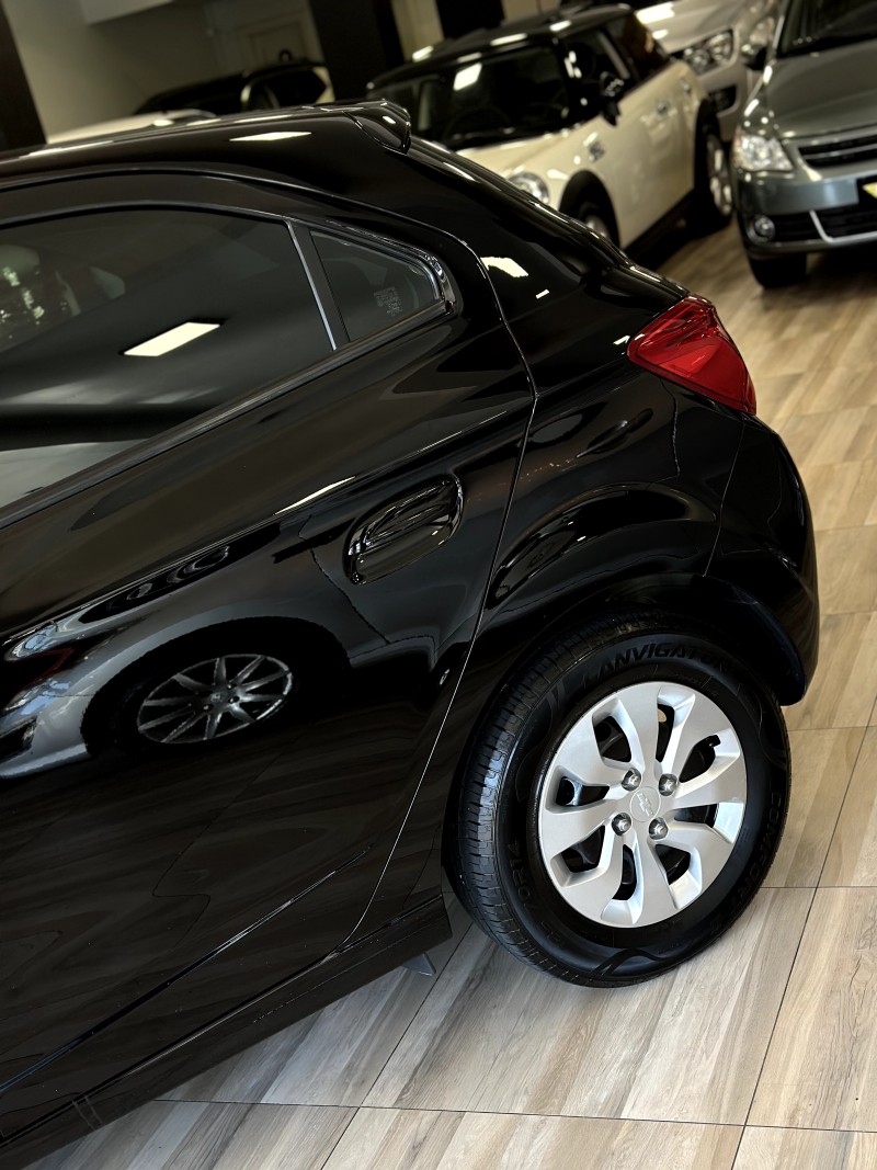 ONIX 1.0 MPFI LT 8V FLEX 4P MANUAL - 2018 - CAXIAS DO SUL